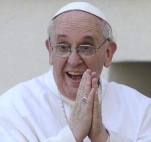 papa francesco e le apparizioni della modonna nel mondo e in italia