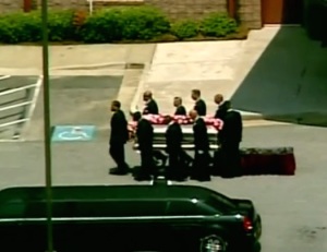 i funerali di bobbi kristina brown video e foto