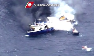 nave in fiamme tra grecia ed italia ultime notizie video youtube