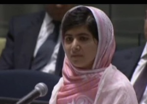 Malala Yousafzai premio nobel per la pace traccia prima prova  tema maturita 2015 chi e wikipedia blog facebook