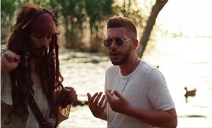 cesco rapper con jack sparrow nel nuovo video a genzano di roma shalla